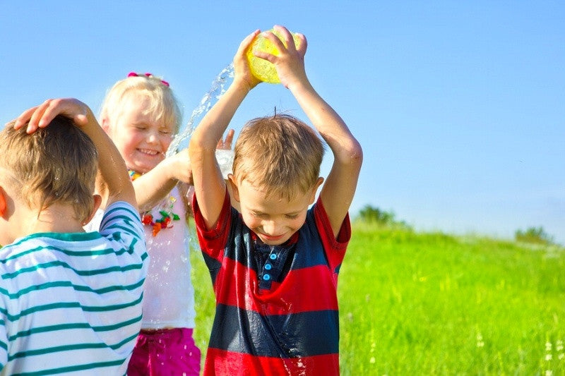 How to Encourage Your Kids to Play Outside