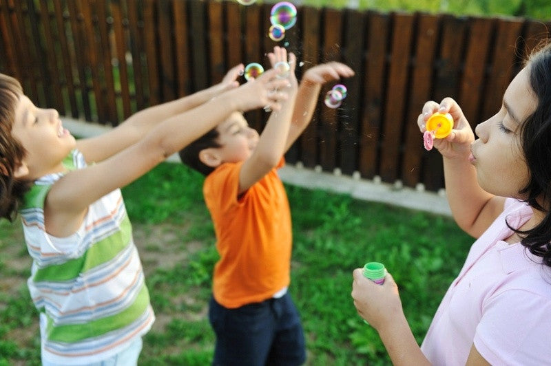 5 Ways to Nurture Your Child's Imagination from Your Own Backyard